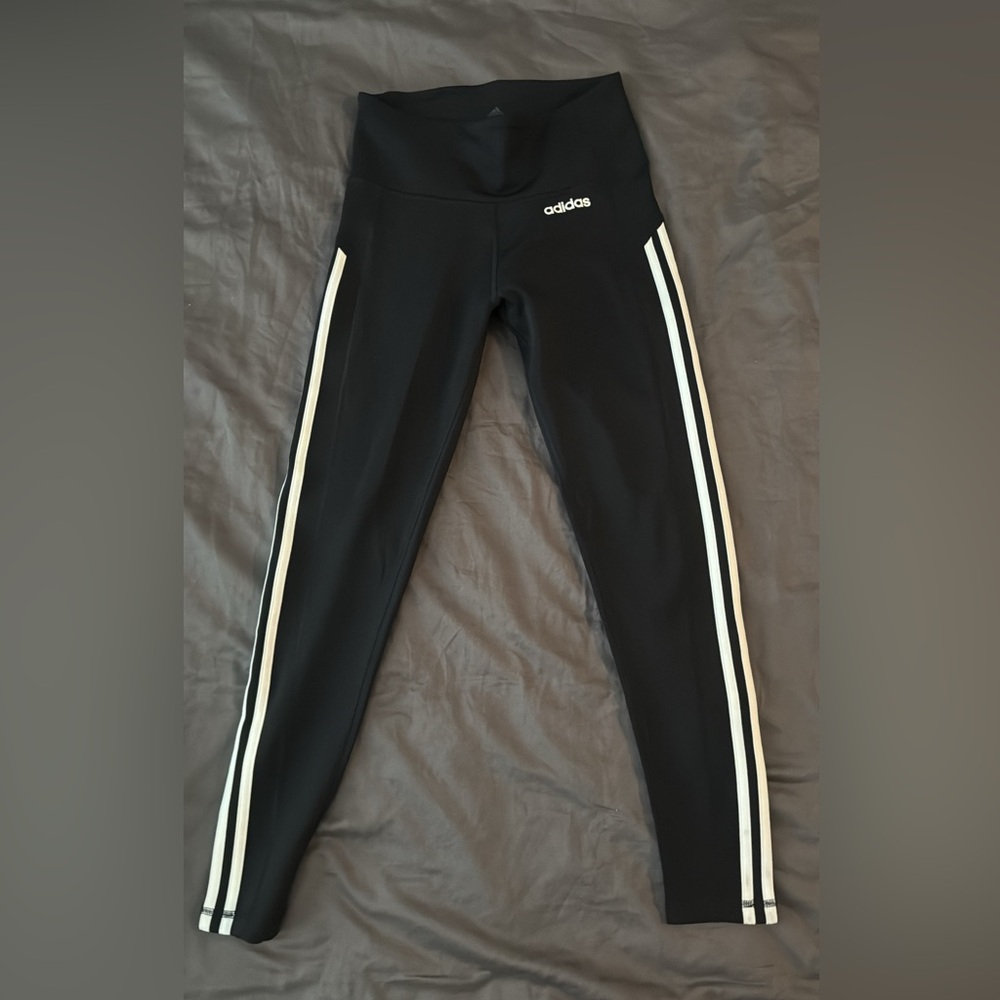 Adidas leggings size small